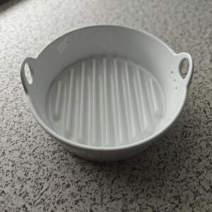 Le Tauci Air Fryer Liner Basket 7" White Ceramic Silicone- Replacement Reusable